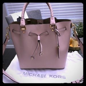 Michael Kors Bucket Bag Purse